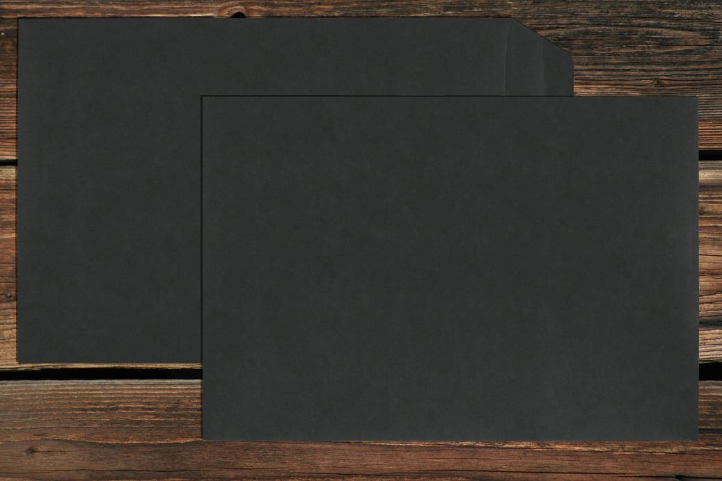 Versandtaschen 220x312 mm Nassklebend Schwarz 120 g/qm